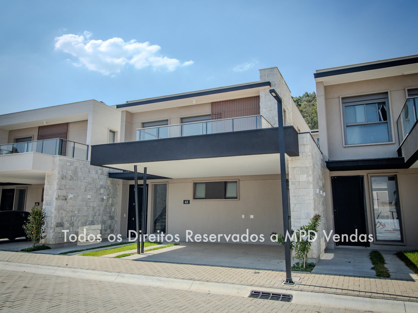 Cozinha e área gourmet casa à venda em Condominio Singular, Alphaville, Santana de Parnaíba — 3 suítes, 230 m² — imagem 3 de 30