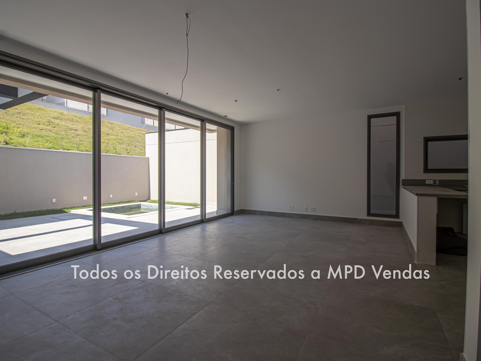 Área de convivência casa à venda em Condominio Singular, Alphaville, Santana de Parnaíba — 3 suítes, 230 m² — imagem 6 de 30