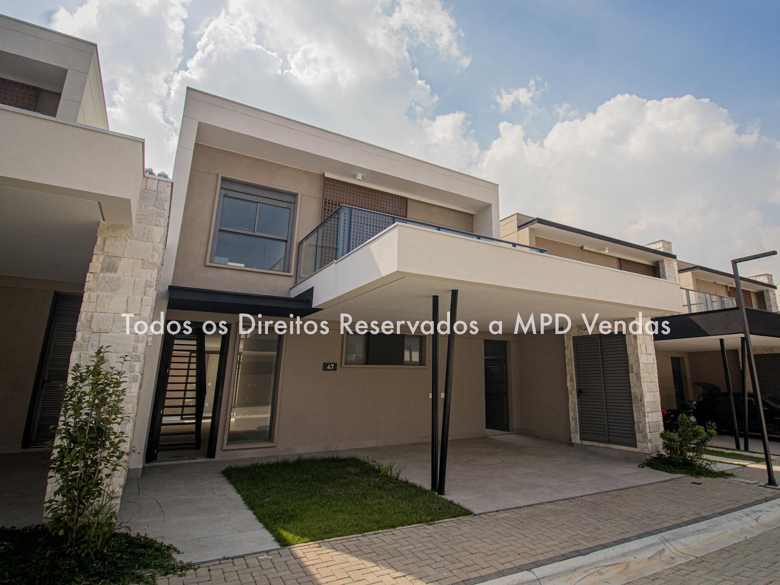Cozinha e área gourmet casa à venda em Condominio Singular, Alphaville, Santana de Parnaíba — 3 suítes, 230 m² — imagem 3 de 27