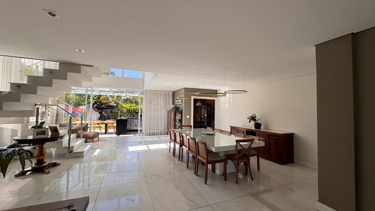Área de convivência casa à venda em Villa Solaia , Alphaville, Barueri — 4 suítes, 420 m² — imagem 6 de 30