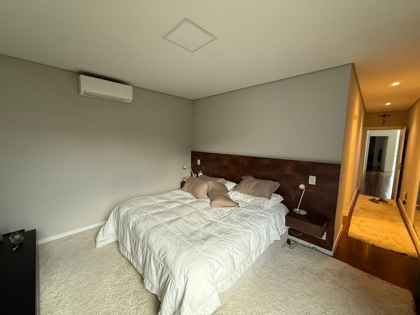 Suíte principal casa à venda em Villa Solaia , Alphaville, Barueri — 4 suítes, 441 m² — imagem 4 de 28