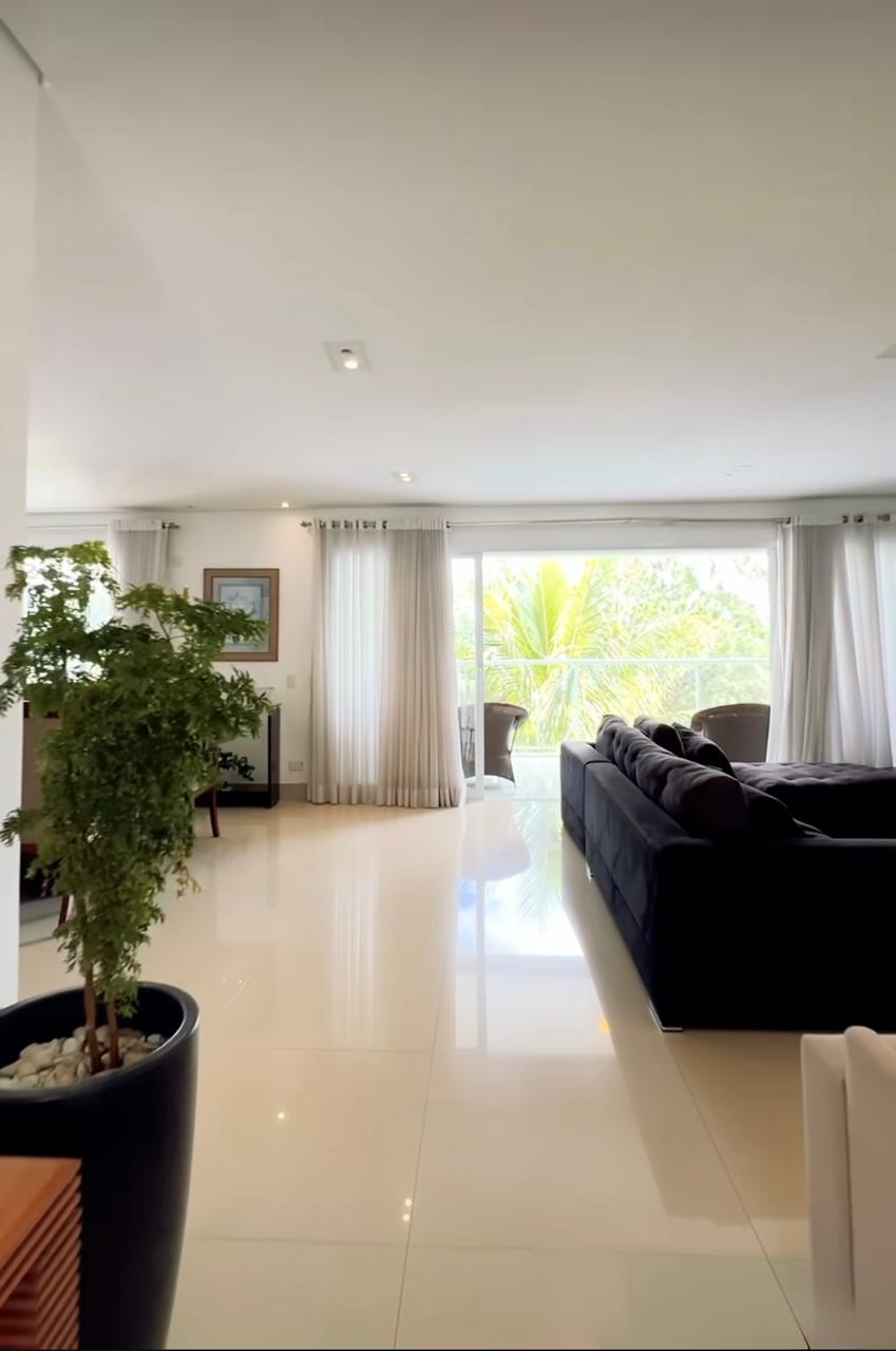 Piscina e área externa casa à venda em Villa Solaia , Alphaville, Barueri — 4 suítes, 525 m² — imagem 5 de 23