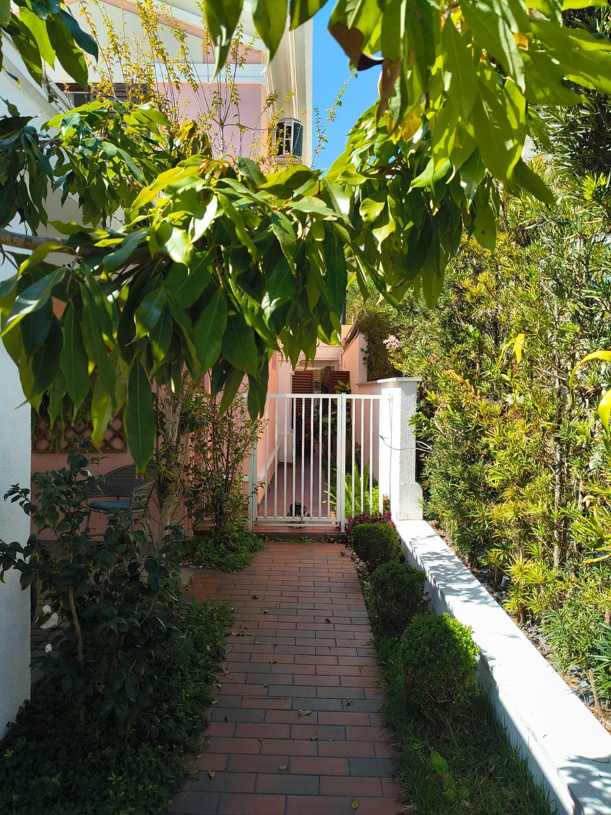 Suíte principal casa à venda em Tambore 6, Alphaville, Santana de Parnaíba — 1 suíte, 165 m² — imagem 4 de 25