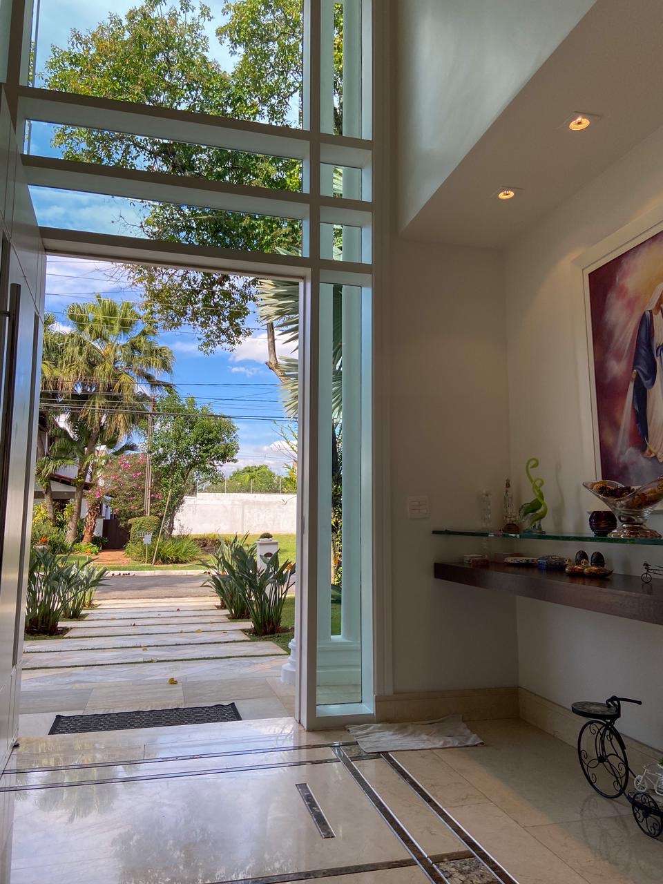 Cozinha e área gourmet casa à venda ou para alugar em Alphaville Residencial 1, Alphaville, Barueri — 4 suítes, 560 m² — imagem 3 de 12