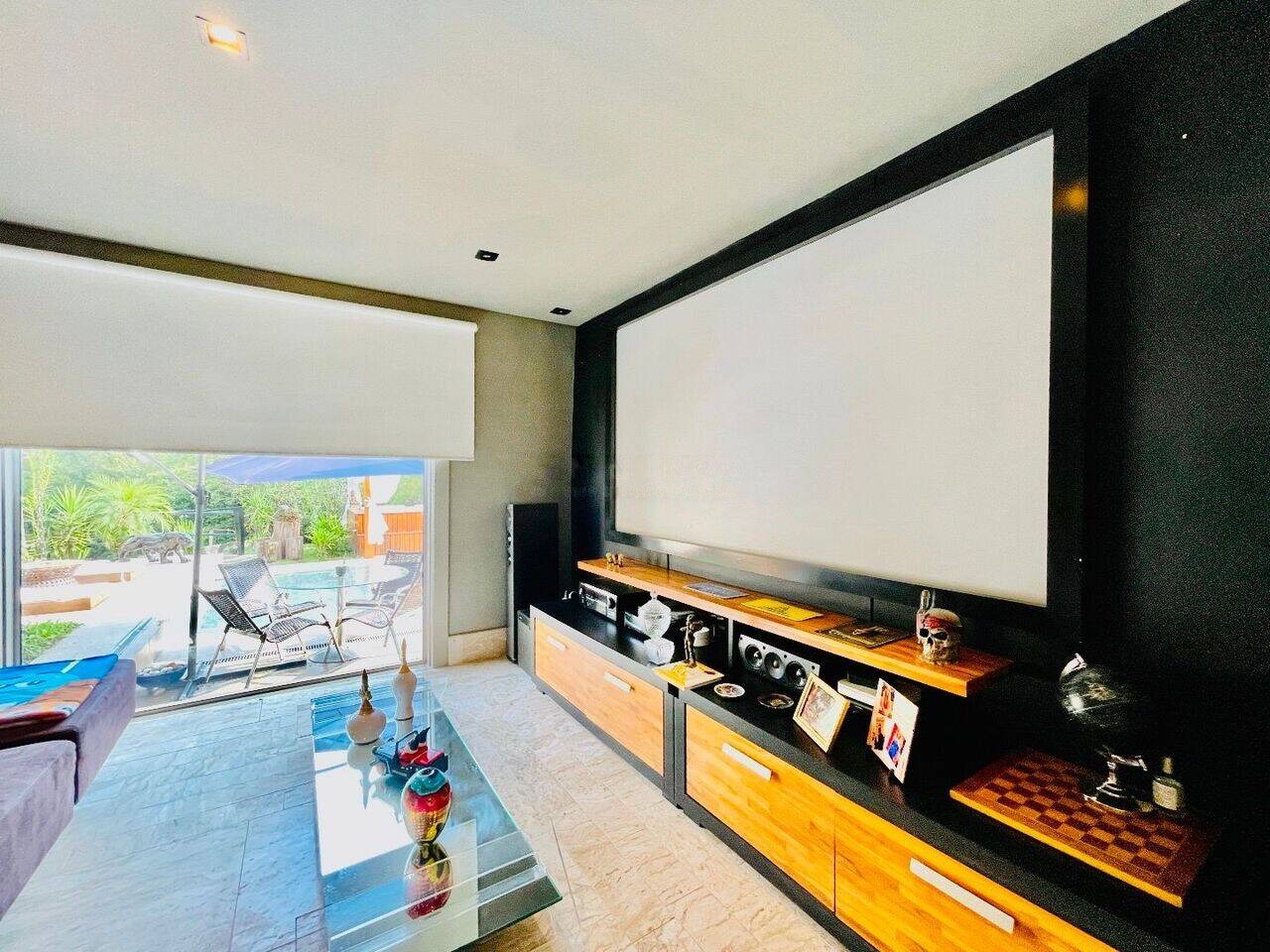 Área de convivência casa à venda em Residencial Tambore 1, Alphaville, Barueri — 5 suítes, 800 m² — imagem 6 de 20