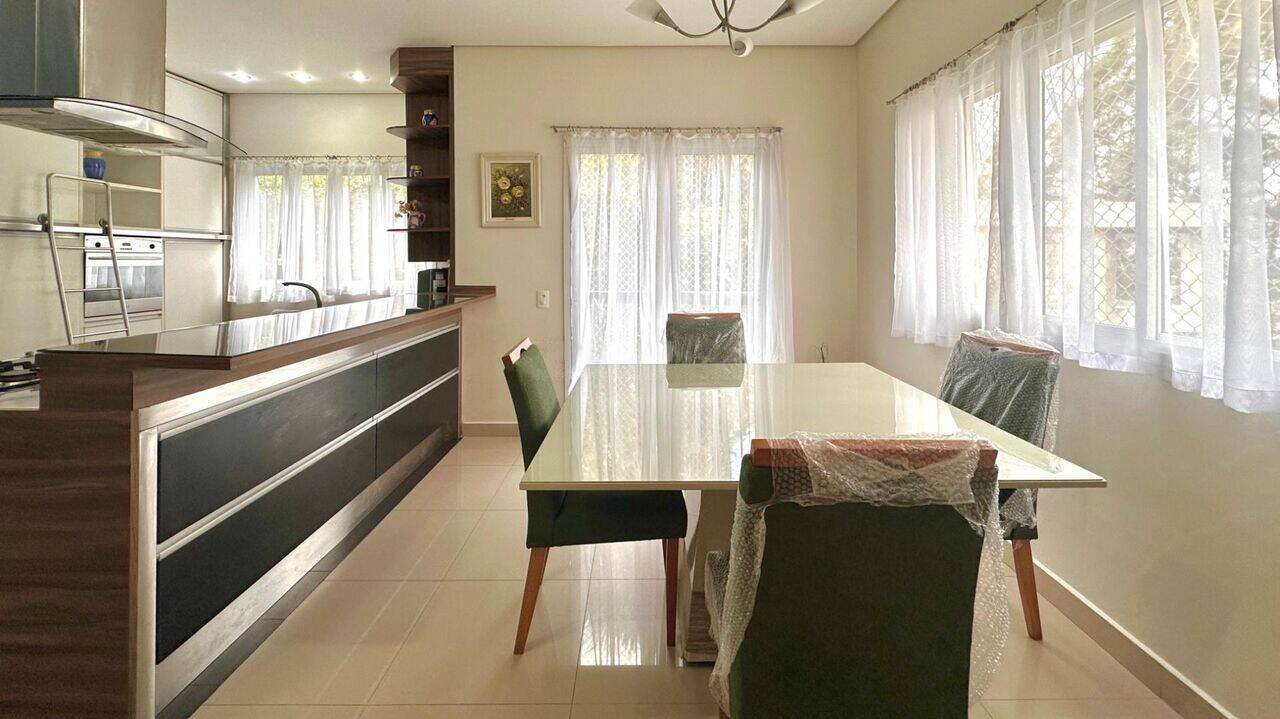 Área de convivência casa à venda em Residencial Tambore 1, Alphaville, Barueri — 4 suítes, 850 m² — imagem 6 de 20