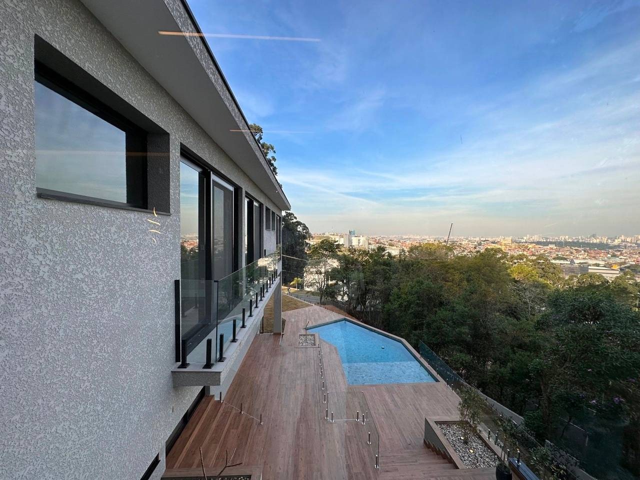 Fachada casa à venda em Residencial Tambore 1, Alphaville, Barueri — 4 suítes, 1300 m² — imagem 1 de 20