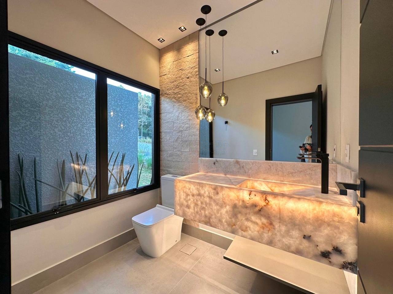 Sala de estar casa à venda em Residencial Tambore 1, Alphaville, Barueri — 4 suítes, 1300 m² — imagem 2 de 20