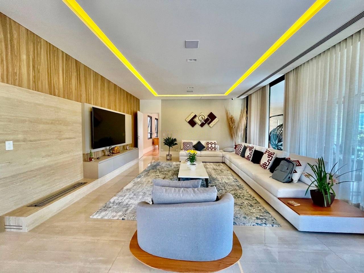 Sala de estar casa à venda em Residencial Tambore 1, Alphaville, Barueri — 5 suítes, 1000 m² — imagem 2 de 20
