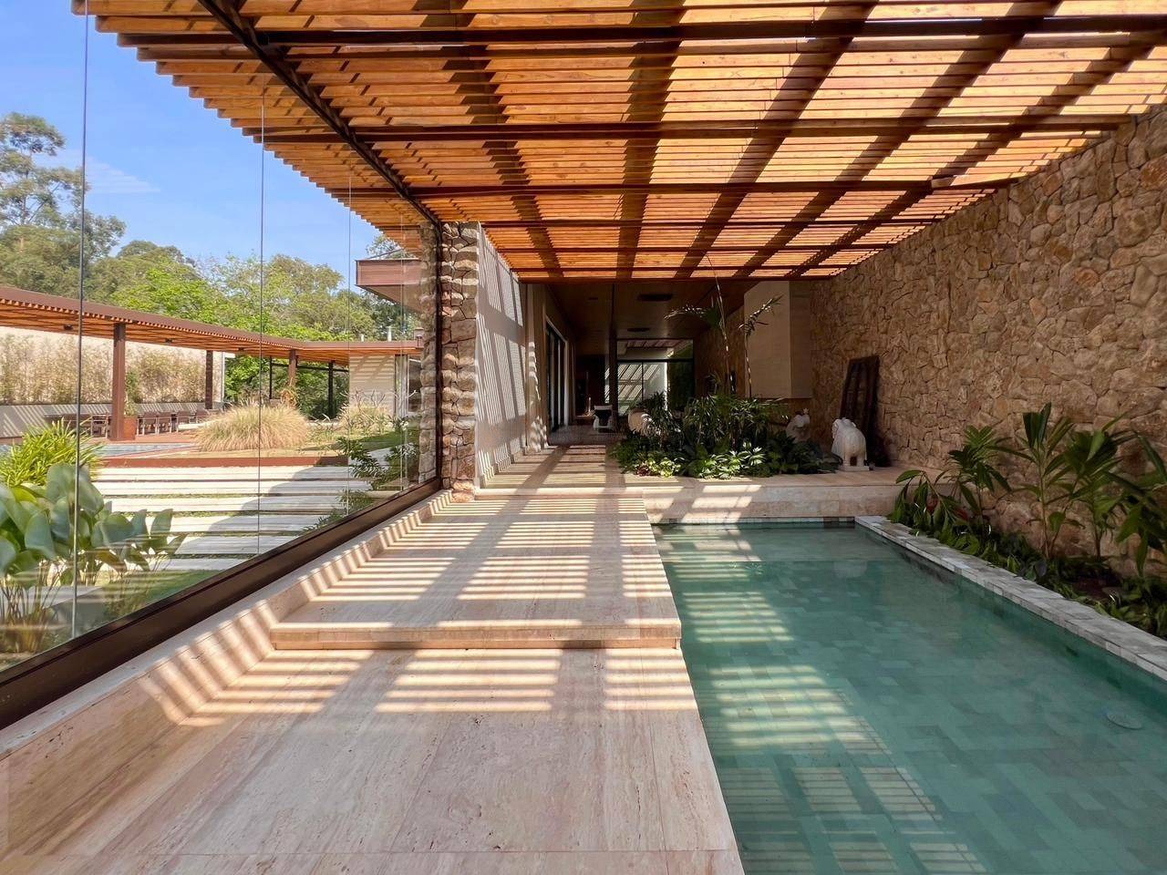 Cozinha e área gourmet casa à venda em Residencial Tambore 1, Alphaville, Barueri — 5 suítes, 2379 m² — imagem 3 de 20