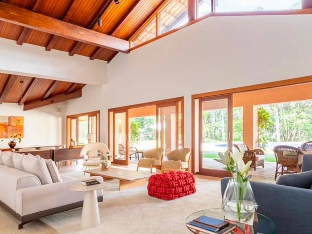 Cozinha e área gourmet casa à venda em Residencial Tambore 1, Alphaville, Barueri — 4 suítes, 1100 m² — imagem 3 de 20