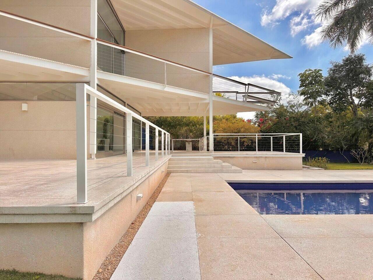 Cozinha e área gourmet casa à venda em Residencial Tambore 1, Alphaville, Barueri — 4 suítes, 600 m² — imagem 3 de 20