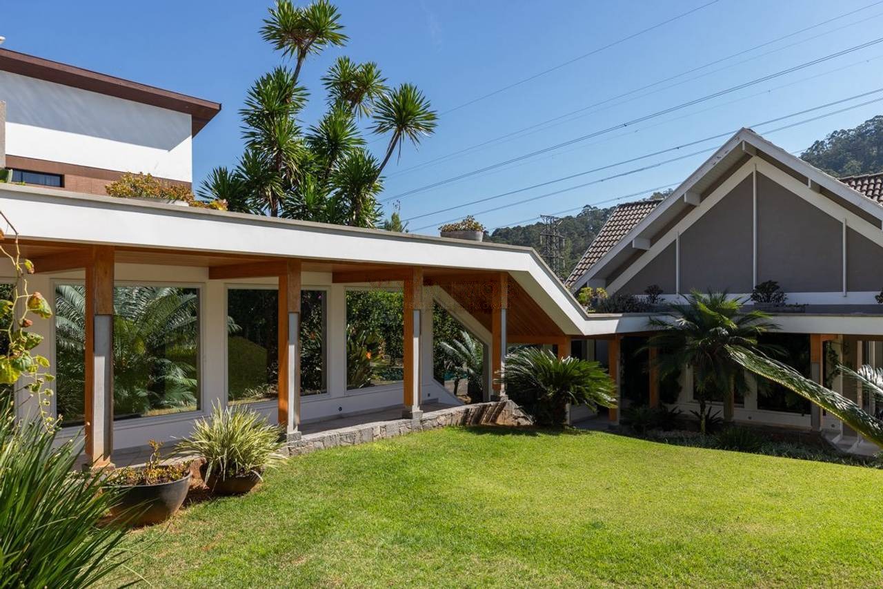 Cozinha e área gourmet casa à venda em Residencial Tambore 1, Alphaville, Barueri — 4 suítes, 816 m² — imagem 3 de 20