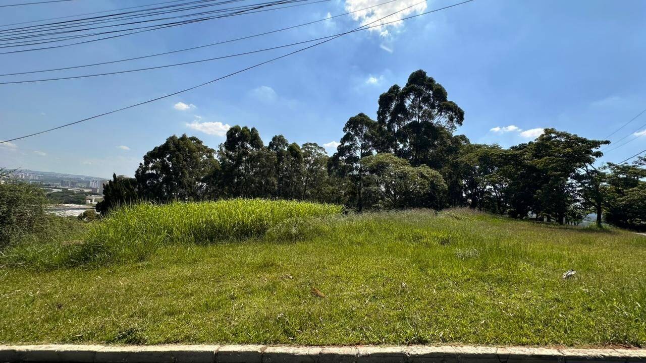 Cozinha e área gourmet terreno à venda em Residencial Tambore 1, Alphaville, Barueri — 2171 m² — imagem 3 de 15