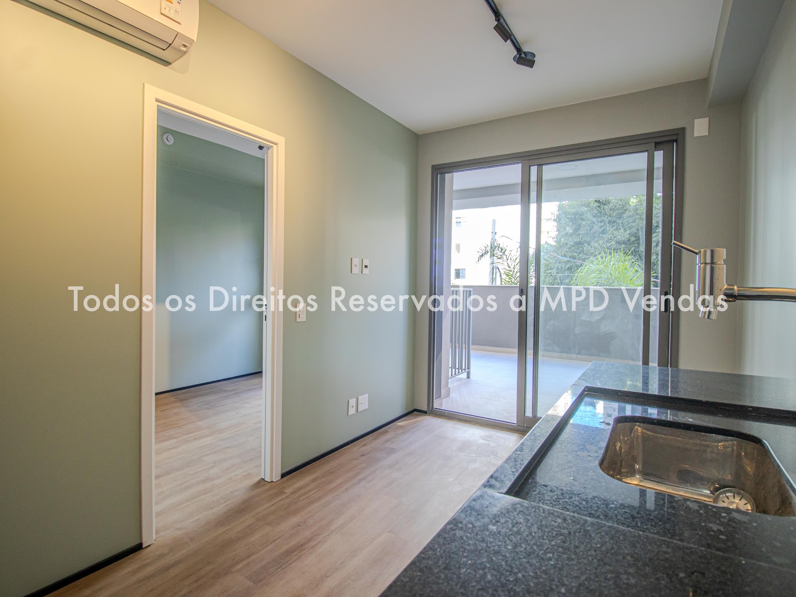 Cozinha e área gourmet studio à venda em Moema, São Paulo — 1 suíte, 47 m² — imagem 3 de 12