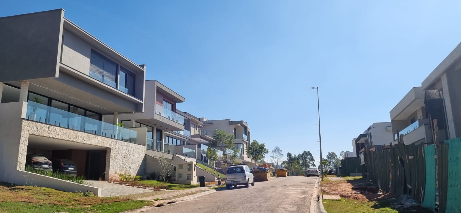 Suíte principal terreno_lote à venda em Itahye Residencial, Alphaville, Santana de Parnaíba — 420 m² — imagem 4 de 14
