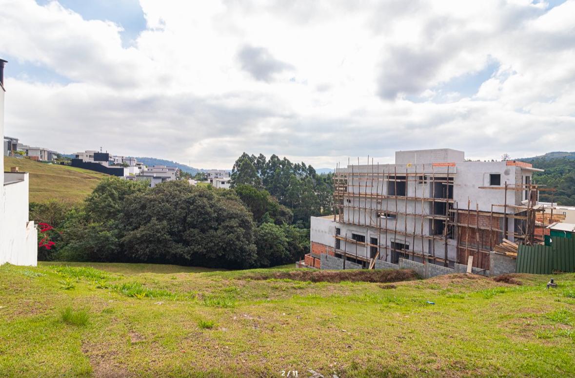 Cozinha e área gourmet terreno_lote à venda em Itahye Residencial, Barueri — 420 m² — imagem 3 de 5
