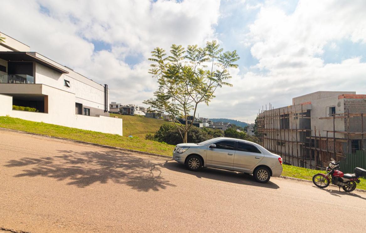 Suíte principal terreno_lote à venda em Itahye Residencial, Barueri — 420 m² — imagem 4 de 5