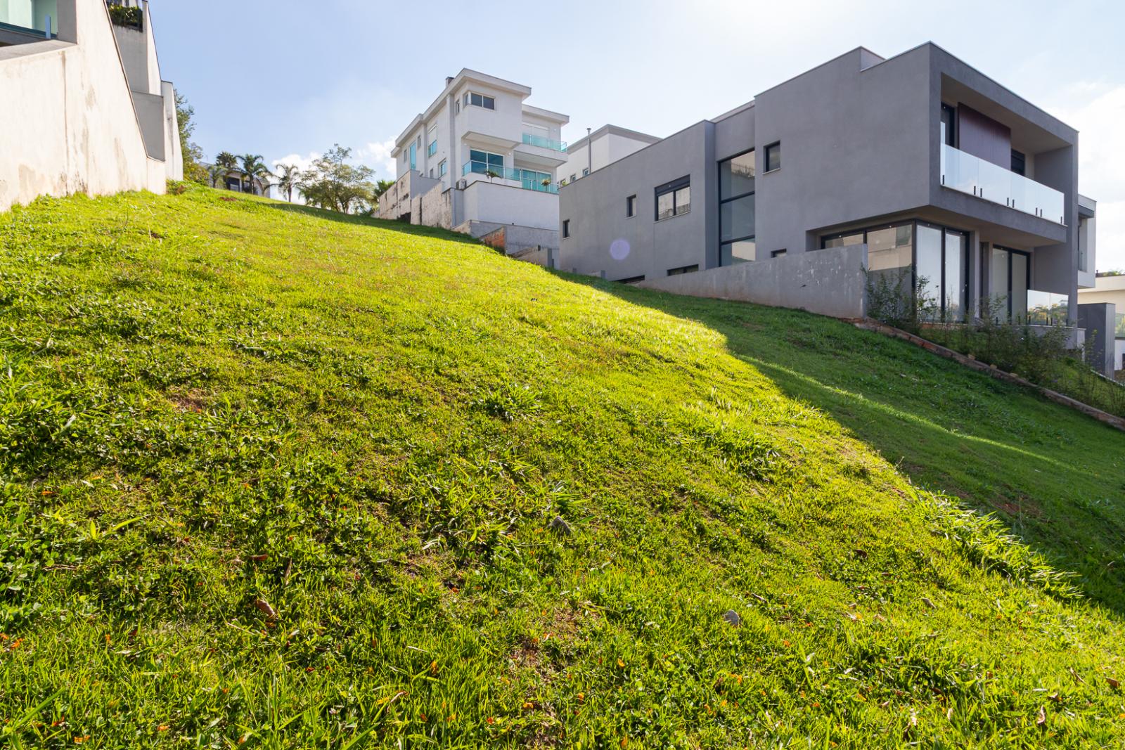 Sala de estar terreno_lote à venda em Burle Marx, Alphaville, Santana de Parnaíba — 441 m² — imagem 2 de 7