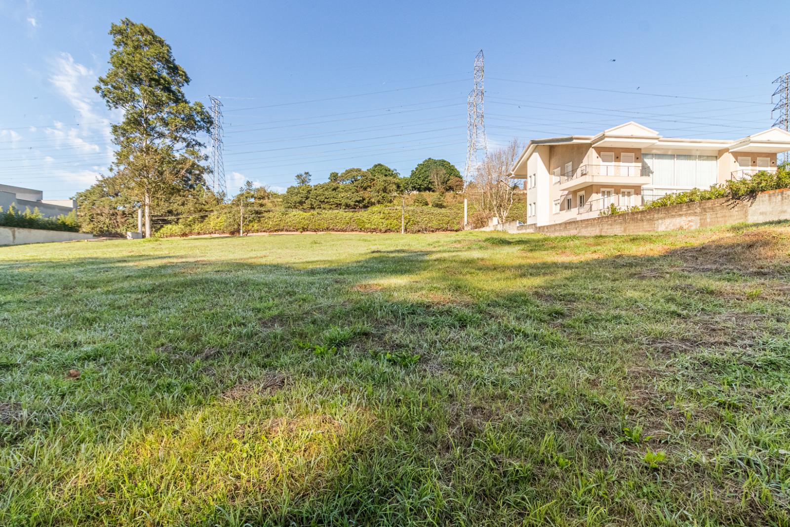 Cozinha e área gourmet terreno à venda em Residencial Tambore 1, Alphaville, Santana de Parnaíba — 2405 m² — imagem 3 de 6
