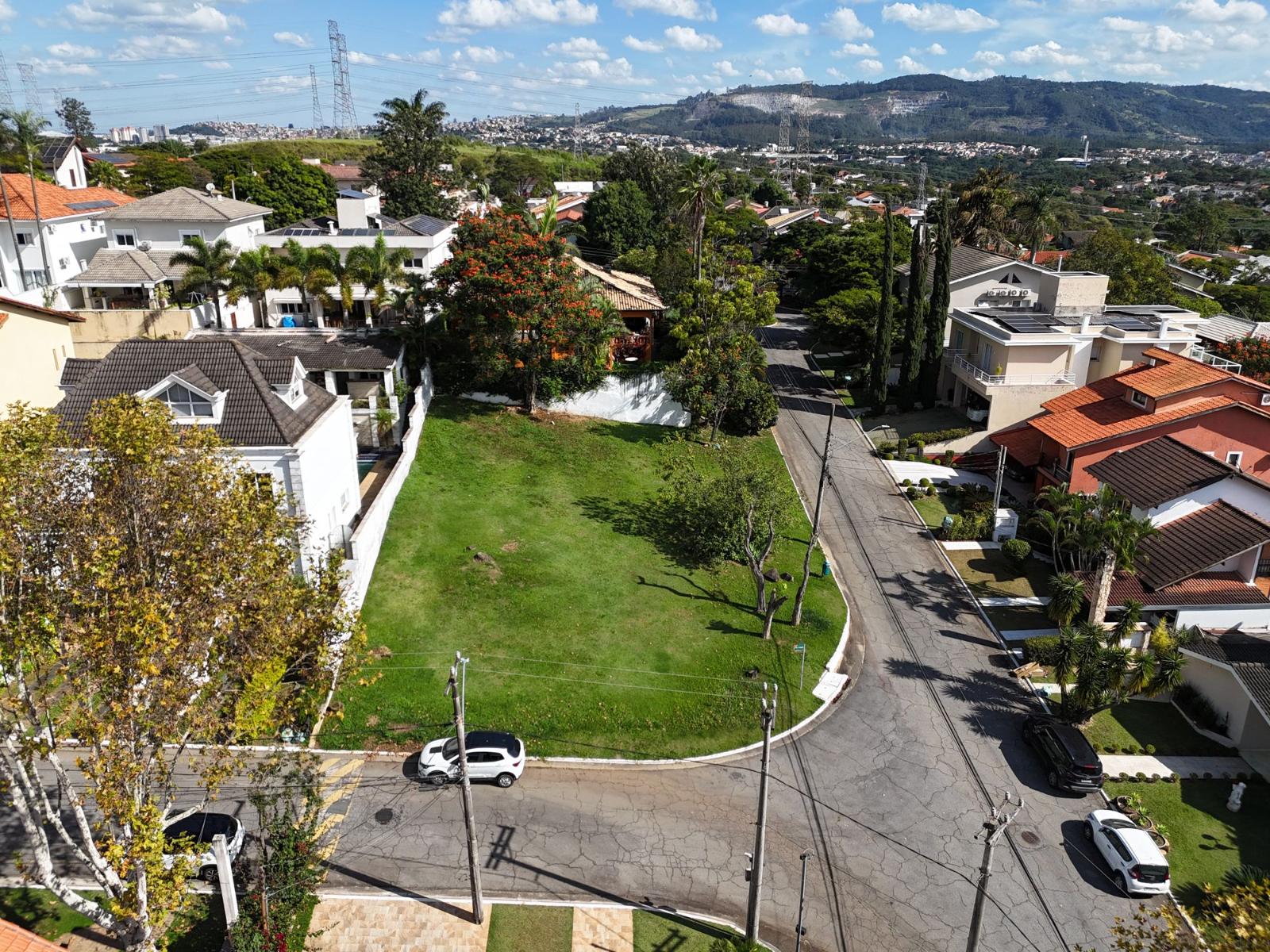 Sala de estar terreno à venda em Alphaville Residencial 9, Alphaville, Santana de Parnaíba — 545 m² — imagem 2 de 16