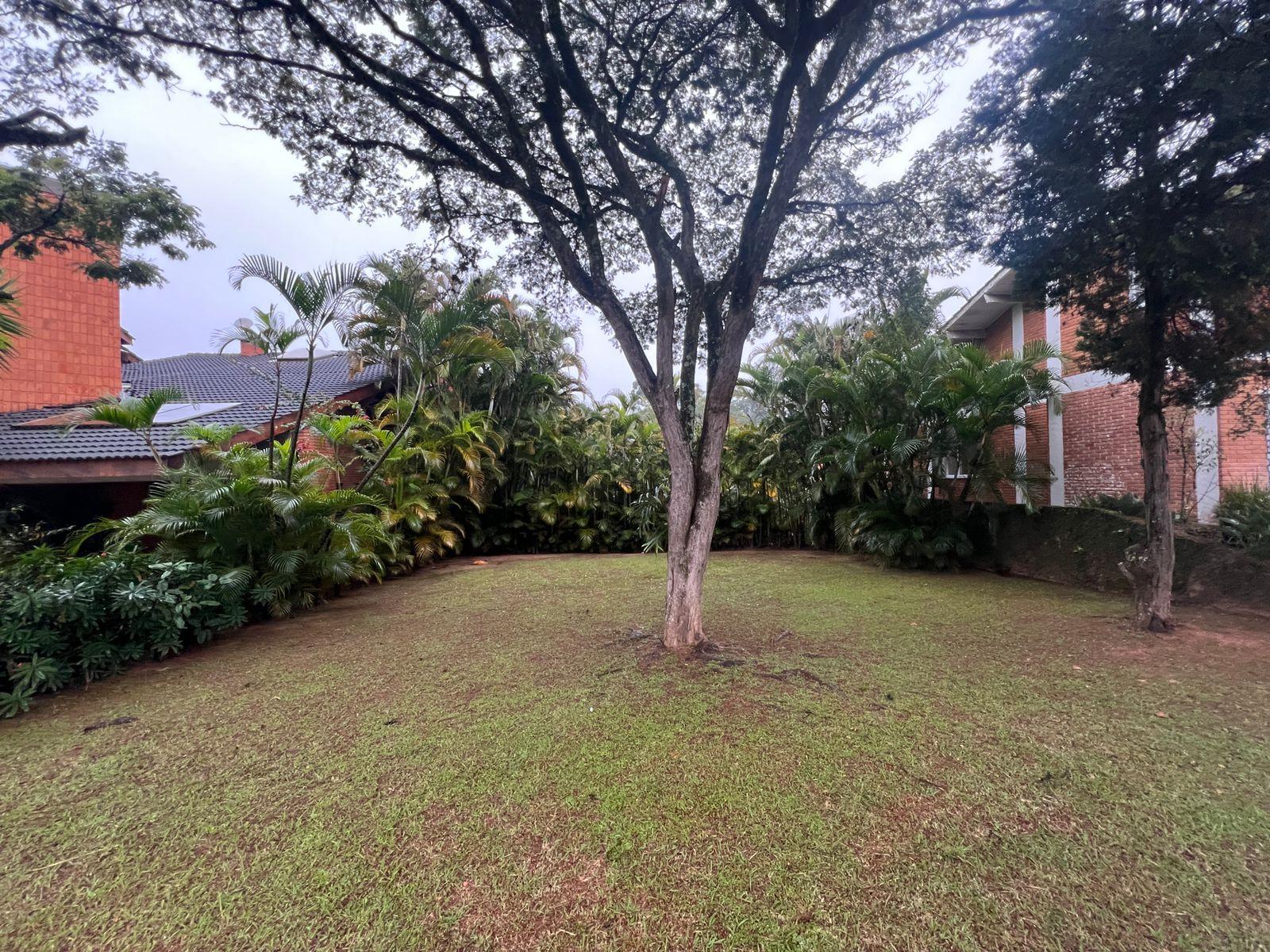 Sala de estar terreno à venda em Alphaville Residencial 5, Alphaville, Santana de Parnaíba — 439 m² — imagem 2 de 3