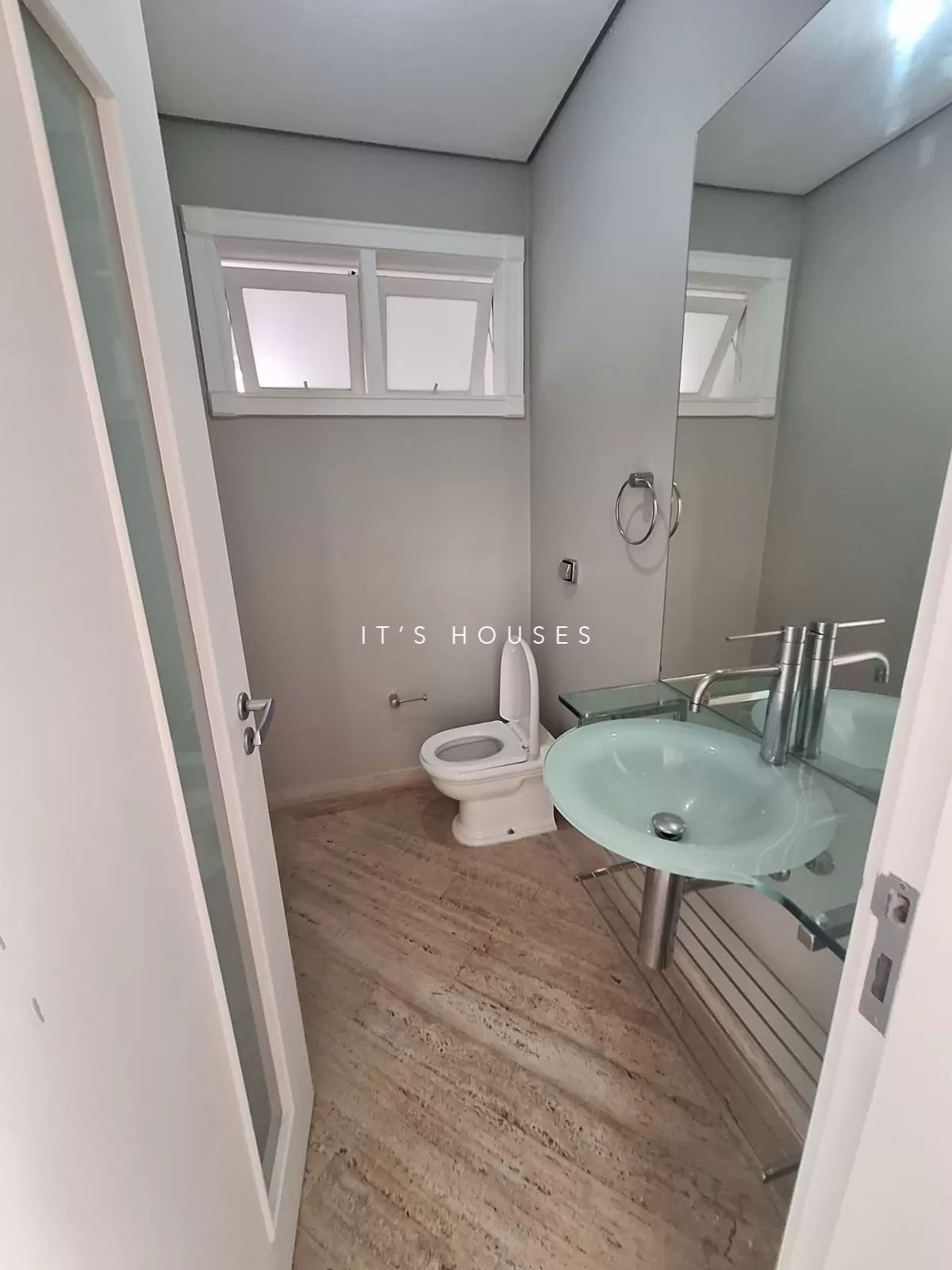 Piscina e área externa casa à venda em Alphaville Residencial 2, Alphaville, Barueri — 4 suítes, 620 m² — imagem 5 de 29