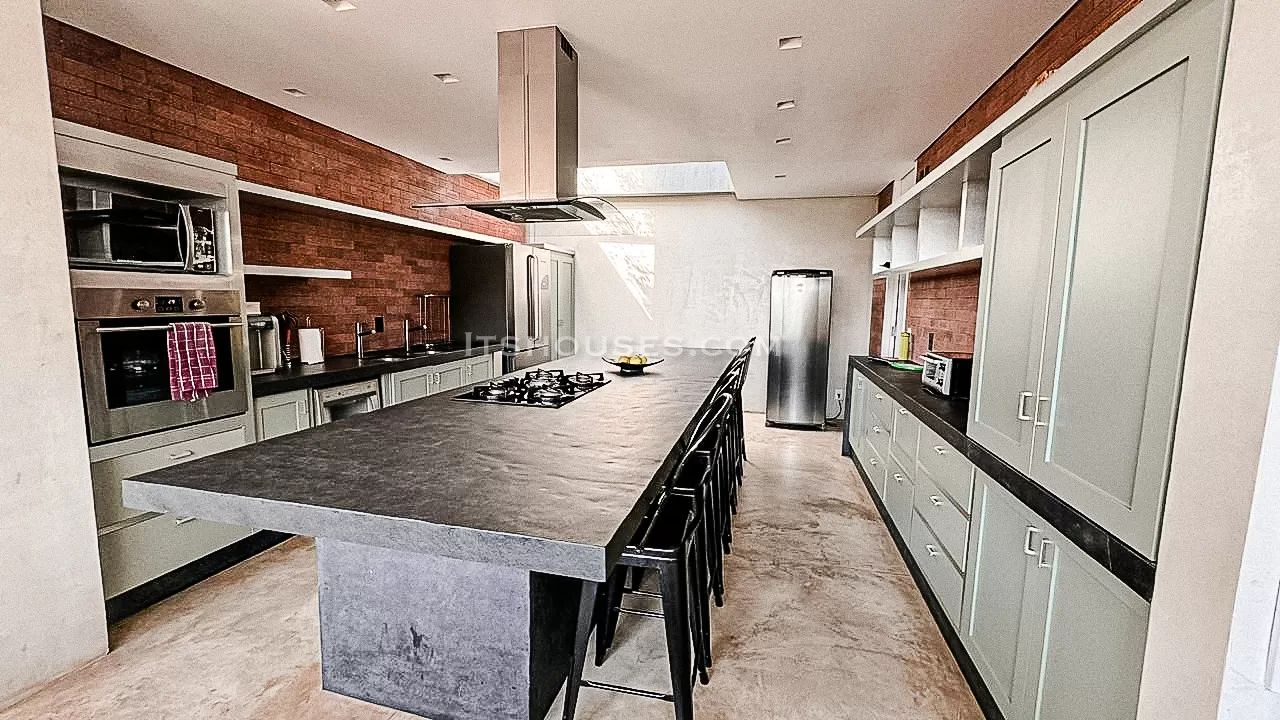 Cozinha e área gourmet casa à venda em Fazenda Boa Vista Porto Feliz, Fazenda Boa Vista, Porto Feliz — 3 suítes, 1000 m² — imagem 3 de 20