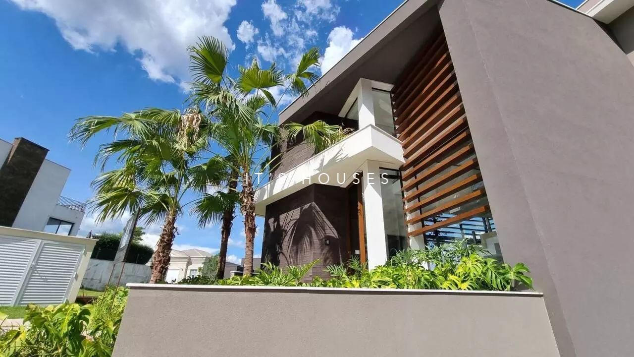 Suíte principal casa à venda em Tambore 11, Alphaville, Santana de Parnaíba — 4 suítes, 836 m² — imagem 4 de 13