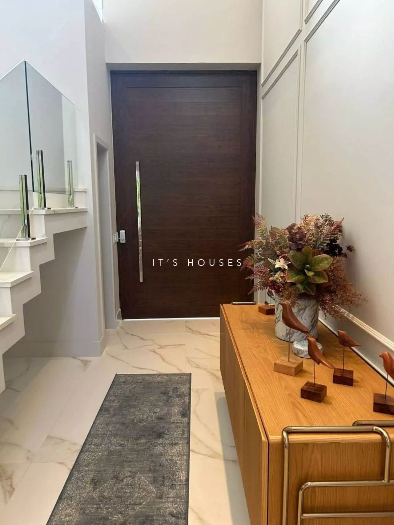Área de convivência casa à venda em Tambore 11, Alphaville, Santana de Parnaíba — 3 suítes, 320 m² — imagem 6 de 28