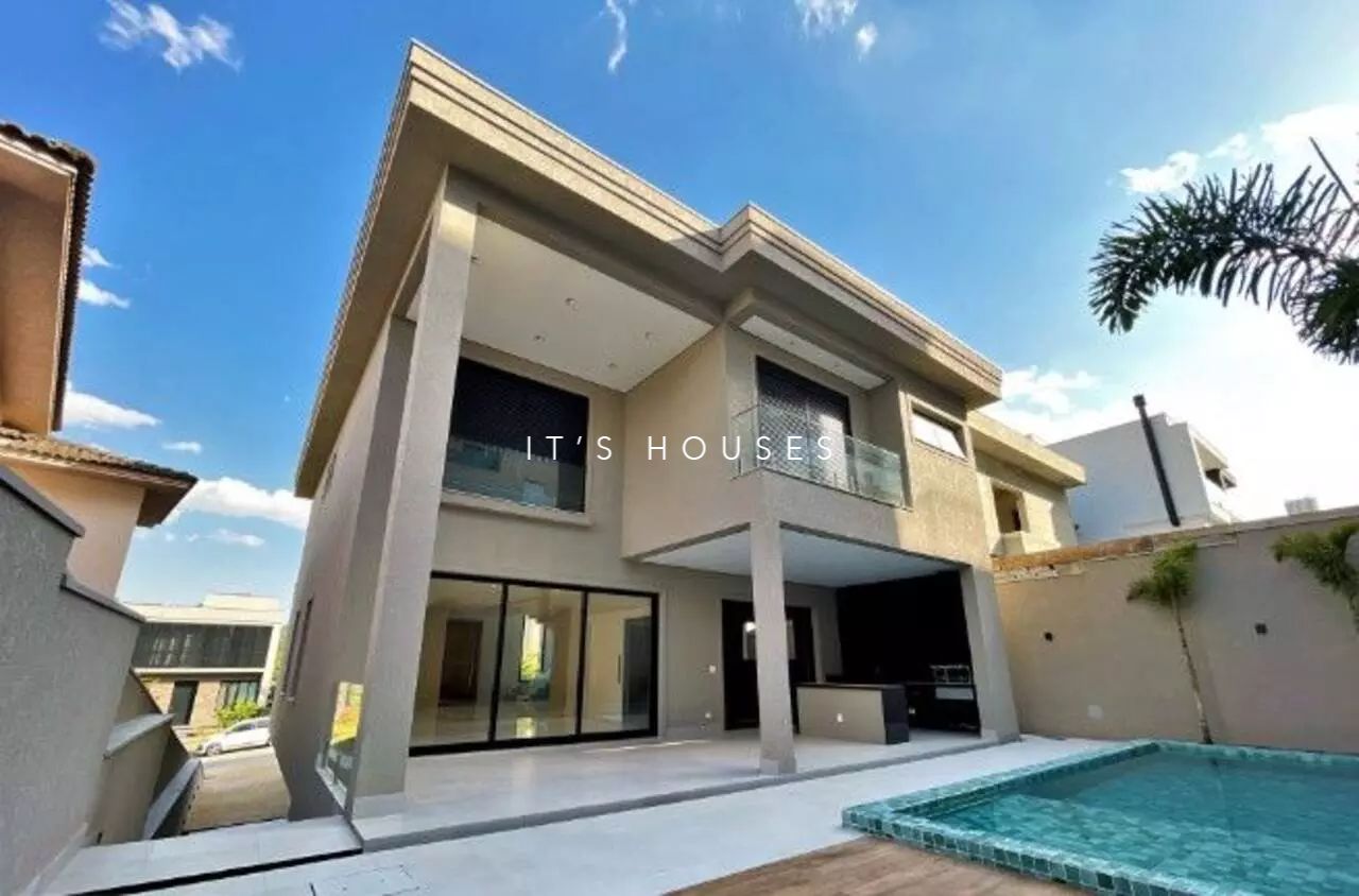 Fachada casa à venda em Tambore 11, Alphaville, Santana de Parnaíba — 4 suítes, 418 m² — imagem 1 de 17