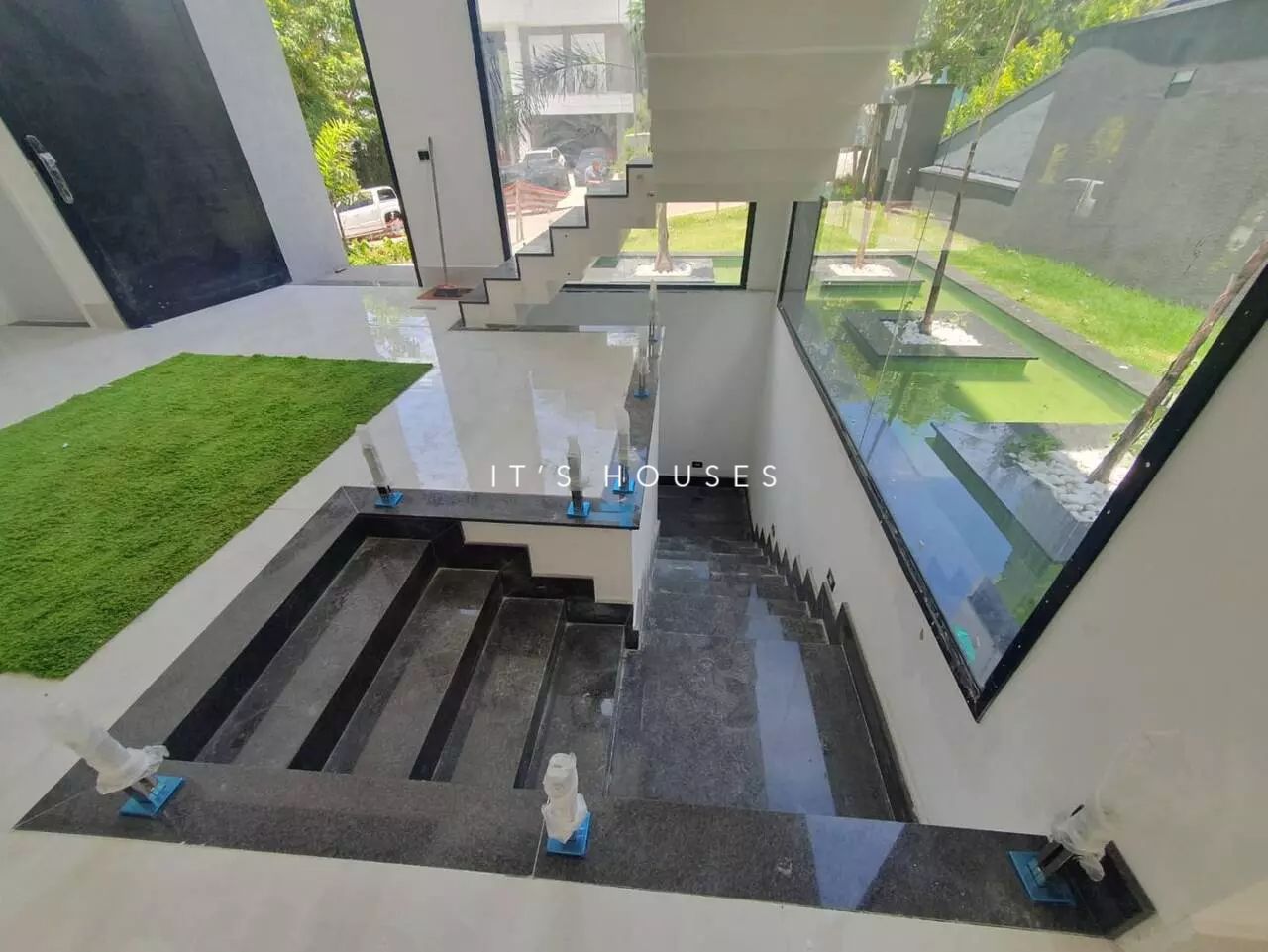 Cozinha e área gourmet casa à venda em Tambore 11, Alphaville, Santana de Parnaíba — 4 suítes, 480 m² — imagem 3 de 16
