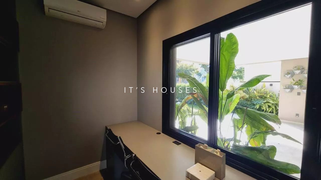 Área de convivência casa à venda em Tambore 11, Alphaville, Santana de Parnaíba — 4 suítes, 445 m² — imagem 6 de 20