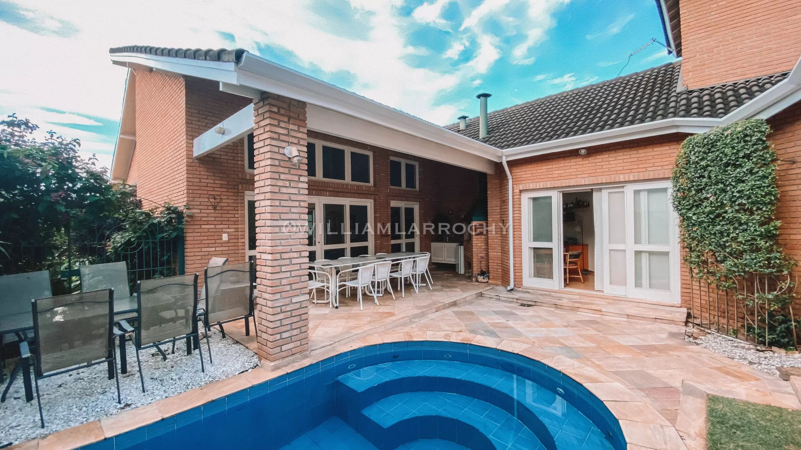 Fachada casa à venda em Alphaville Residencial 1, Alphaville, Barueri — 3 suítes, 610 m² — imagem 1 de 22