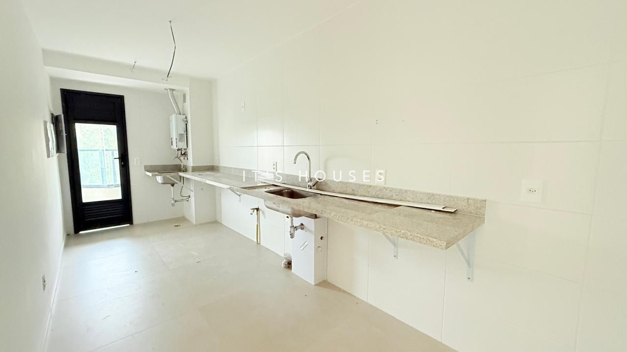 Cozinha e área gourmet apartamento para alugar em Oka Mamore, Alphaville, Barueri — 2 suítes, 124 m² — imagem 3 de 5