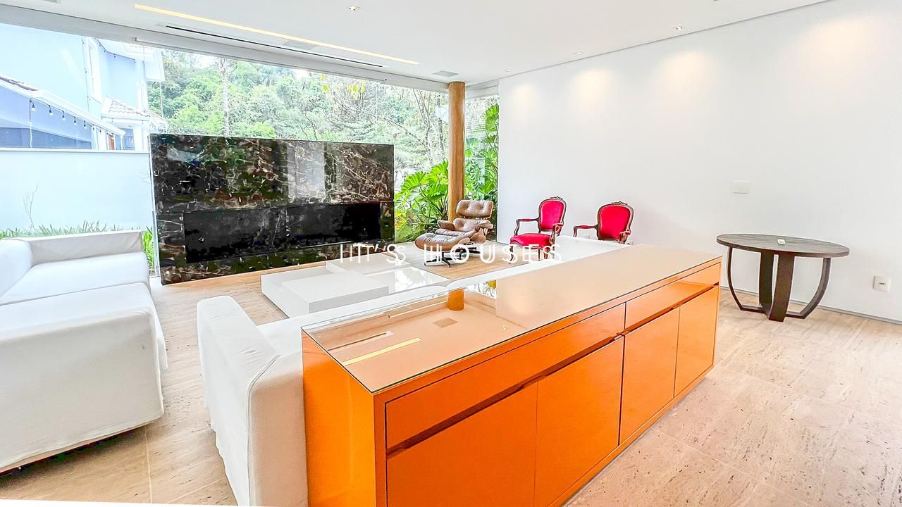 Cozinha e área gourmet casa à venda em Melville , Alphaville, Santana de Parnaíba — 2 suítes, 700 m² — imagem 3 de 30