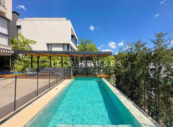 Fachada casa à venda em Tambore 11, Alphaville, Santana de Parnaíba — 5 suítes, 600 m² — imagem 1 de 18