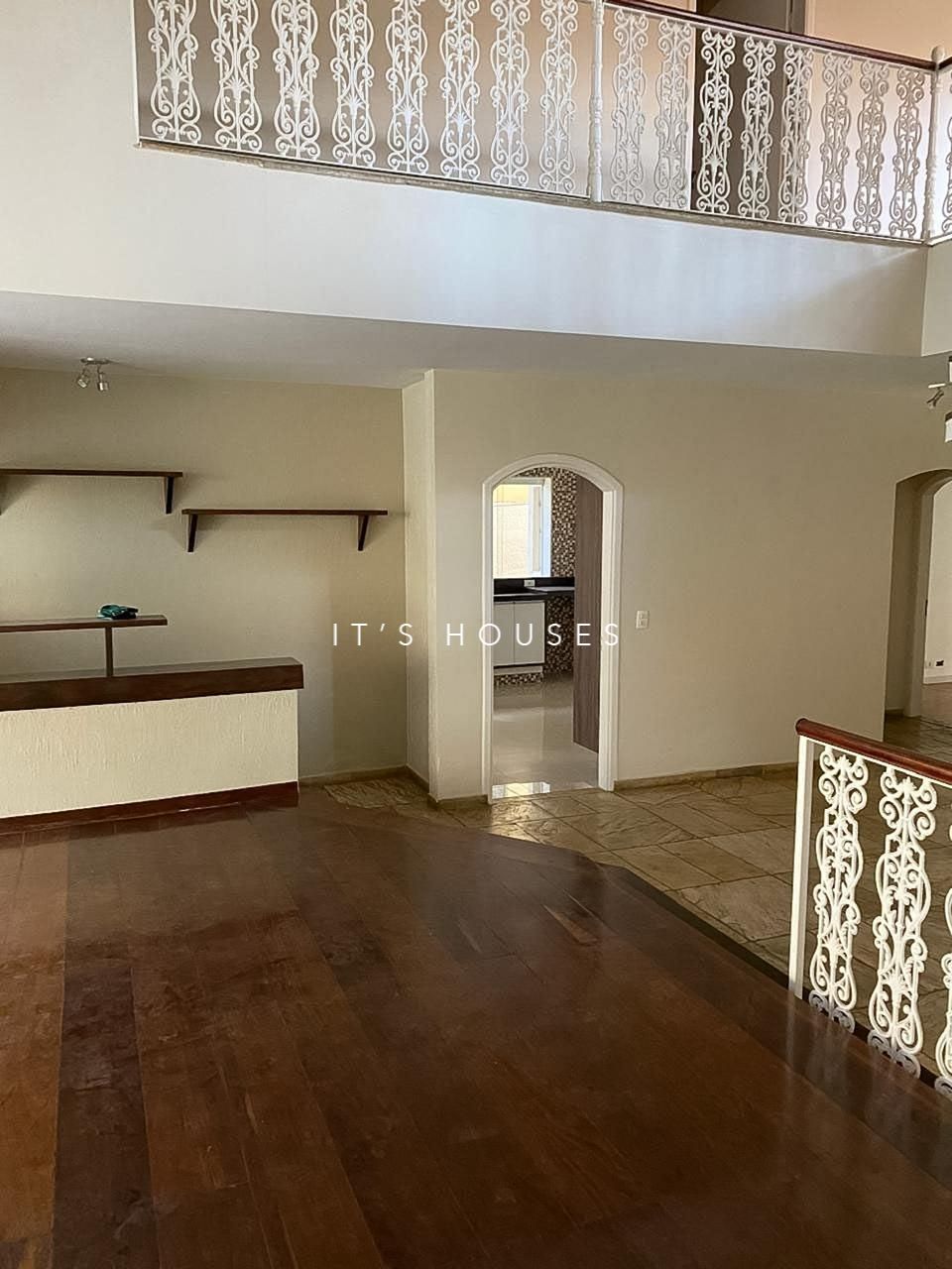 Cozinha e área gourmet casa à venda em Alphaville Residencial 2, Alphaville, Barueri — 3 suítes, 560 m² — imagem 3 de 11
