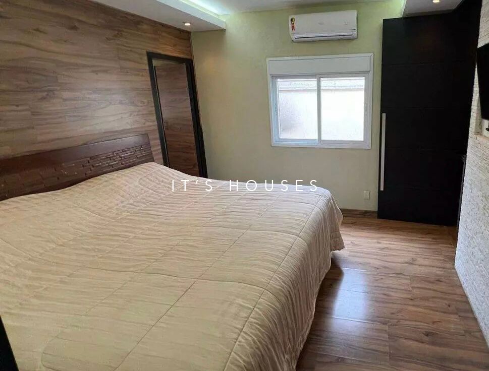 Sala de estar casa à venda em Tamboré 7, Alphaville, Santana de Parnaíba — 3 suítes, 236 m² — imagem 2 de 10