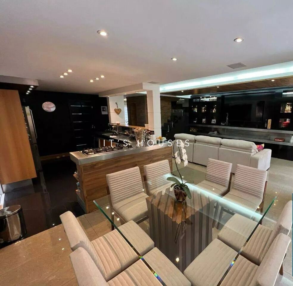 Cozinha e área gourmet casa à venda em Tamboré 7, Alphaville, Santana de Parnaíba — 3 suítes, 236 m² — imagem 3 de 10