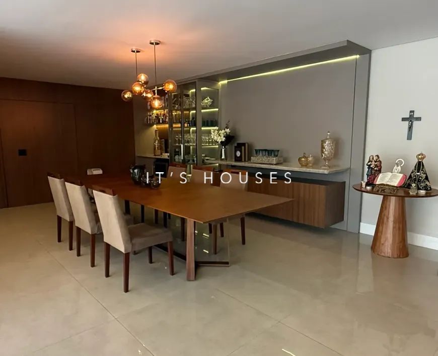 Área de convivência apartamento à venda em Boulevard Tambore, Alphaville, Santana de Parnaíba — 3 suítes, 238 m² — imagem 6 de 33