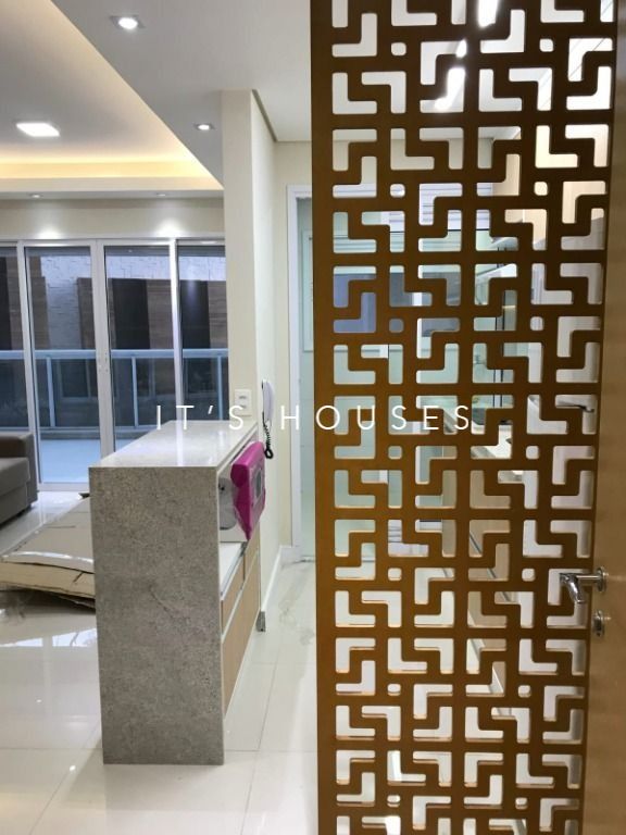 Cozinha e área gourmet apartamento à venda em Novare, Alphaville, Barueri — 1 suíte, 66 m² — imagem 3 de 5