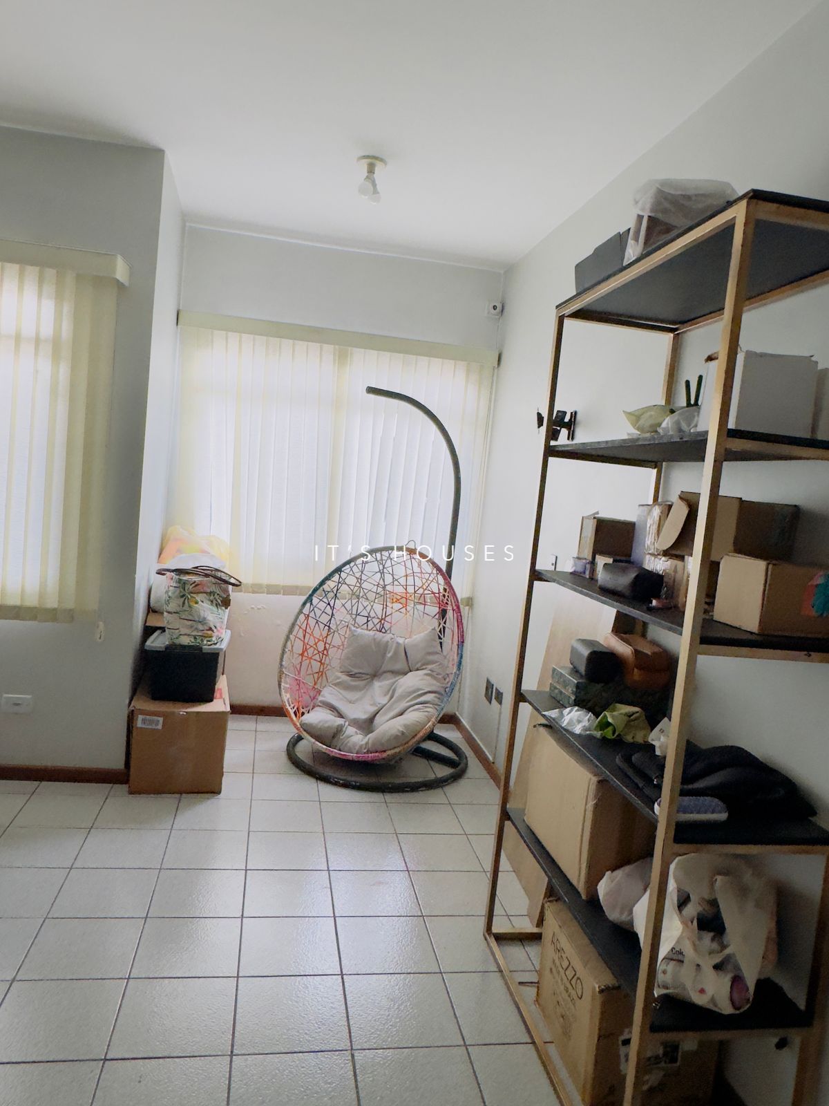 Área de convivência loja à venda em Alphaville, Barueri — 100 m² — imagem 6 de 18