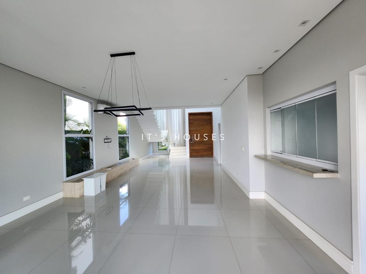 Piscina e área externa casa à venda em Genesis 1, Alphaville, Santana de Parnaíba — 4 suítes, 420 m² — imagem 5 de 34