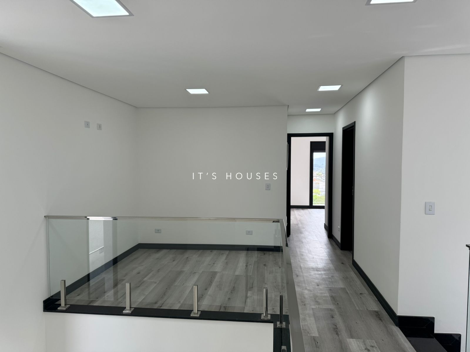 Cozinha e área gourmet casa à venda em New Ville, Alphaville, Santana de Parnaíba — 3 suítes, 276 m² — imagem 3 de 18