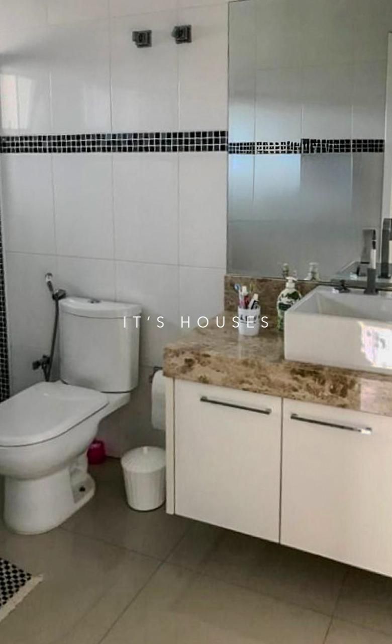 Sala de estar casa à venda em Villa Solaia , Alphaville, Barueri — 3 suítes, 420 m² — imagem 2 de 10