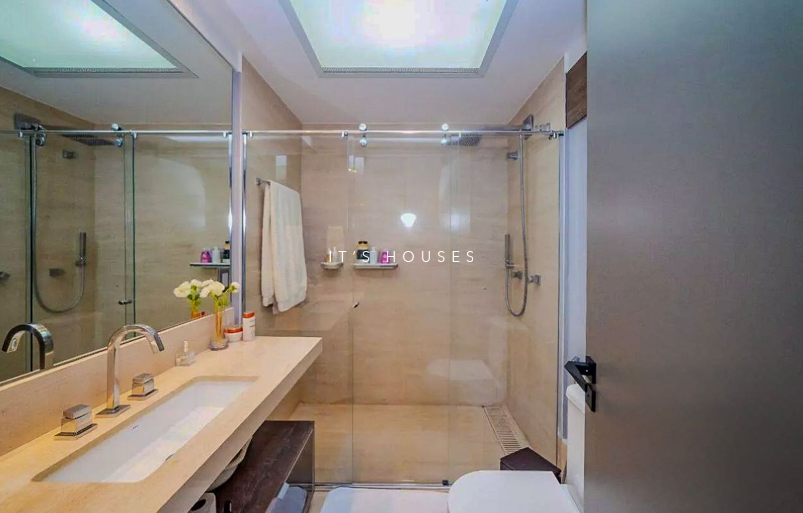 Cozinha e área gourmet casa à venda em Alphaville Residencial 2, Alphaville, Barueri — 4 suítes, 1200 m² — imagem 3 de 27
