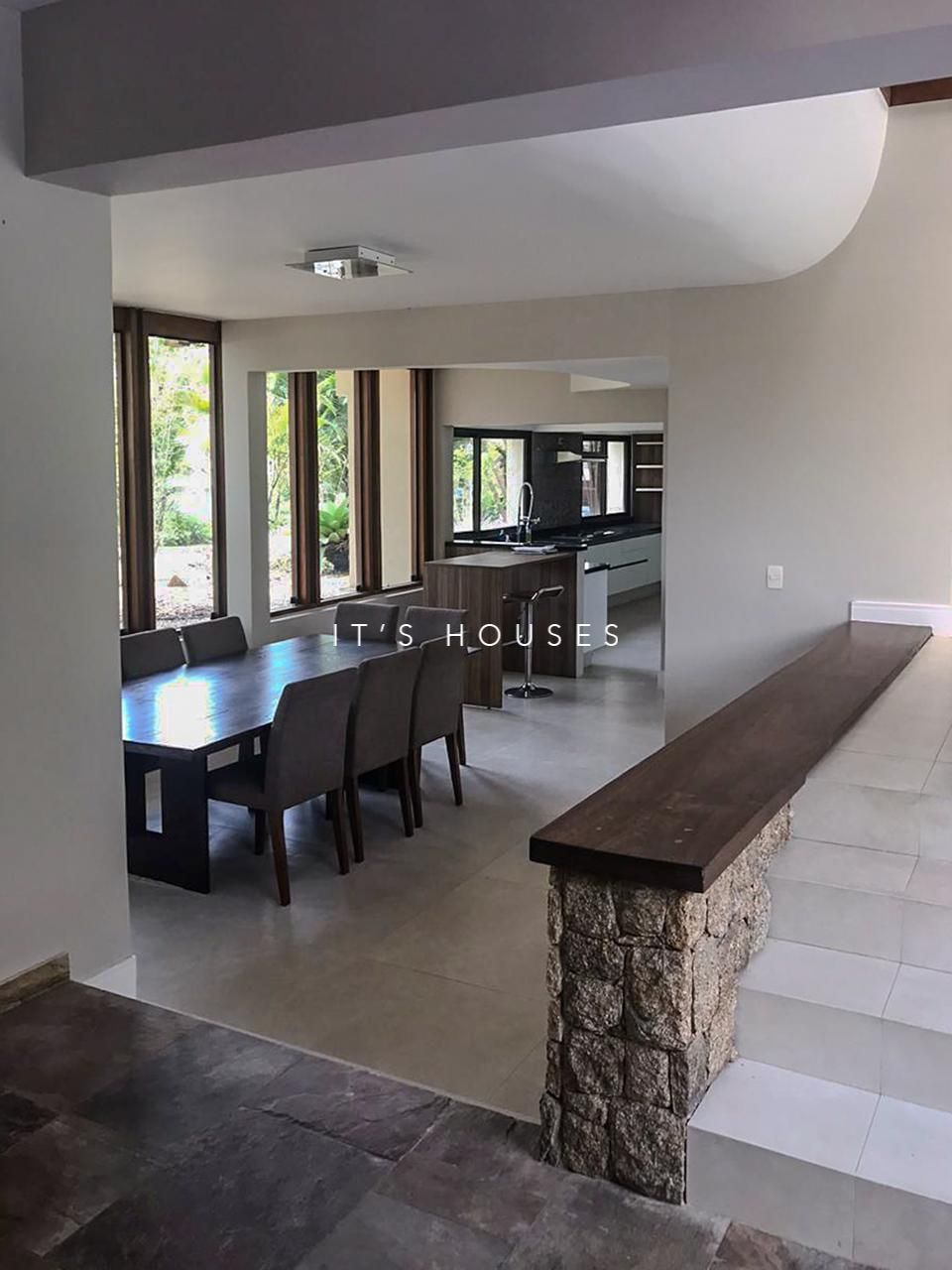 Área de convivência casa à venda em Alphaville Residencial 2, Alphaville, Barueri — 4 suítes, 650 m² — imagem 6 de 16