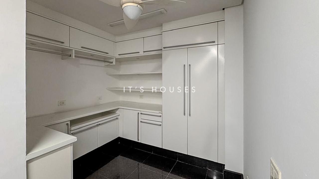 Cozinha e área gourmet casa à venda em Alphaville Residencial 2, Alphaville, Barueri — 4 suítes, 1243 m² — imagem 3 de 28