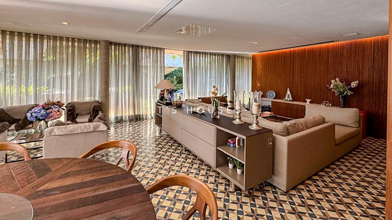 Suíte principal casa à venda em Fazenda Boa Vista Porto Feliz, Fazenda Boa Vista, Porto Feliz — 4 suítes, 1200 m² — imagem 4 de 12